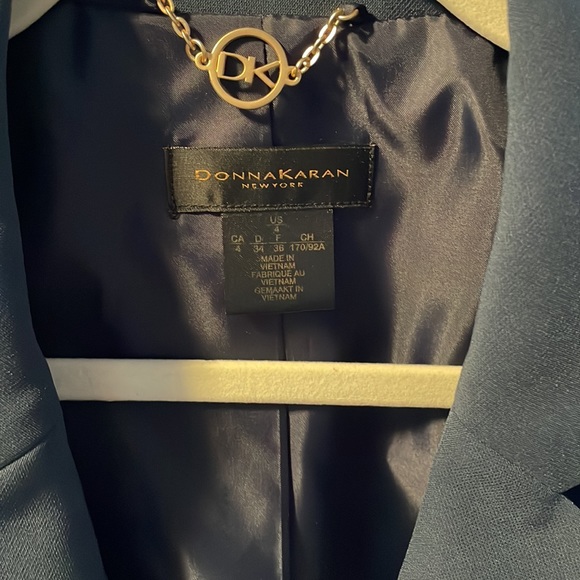 Donna Karan NY, grey-navy suit jacket. Never worn, tags on. Smoke free home. - Picture 4 of 5